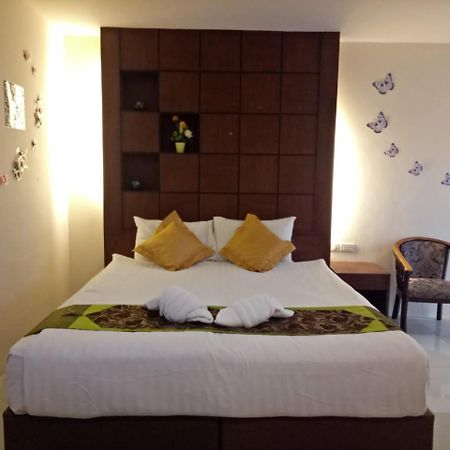 7 Sky Residency Hotel Patong Exterior photo