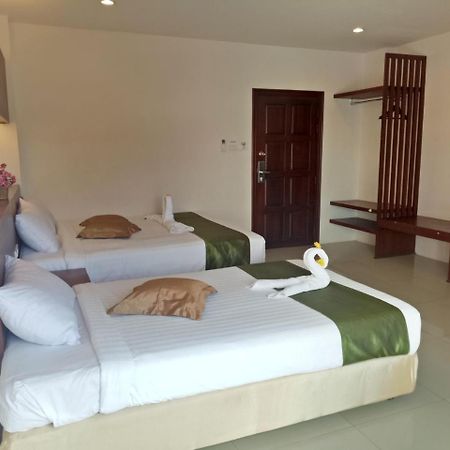 7 Sky Residency Hotel Patong Exterior photo