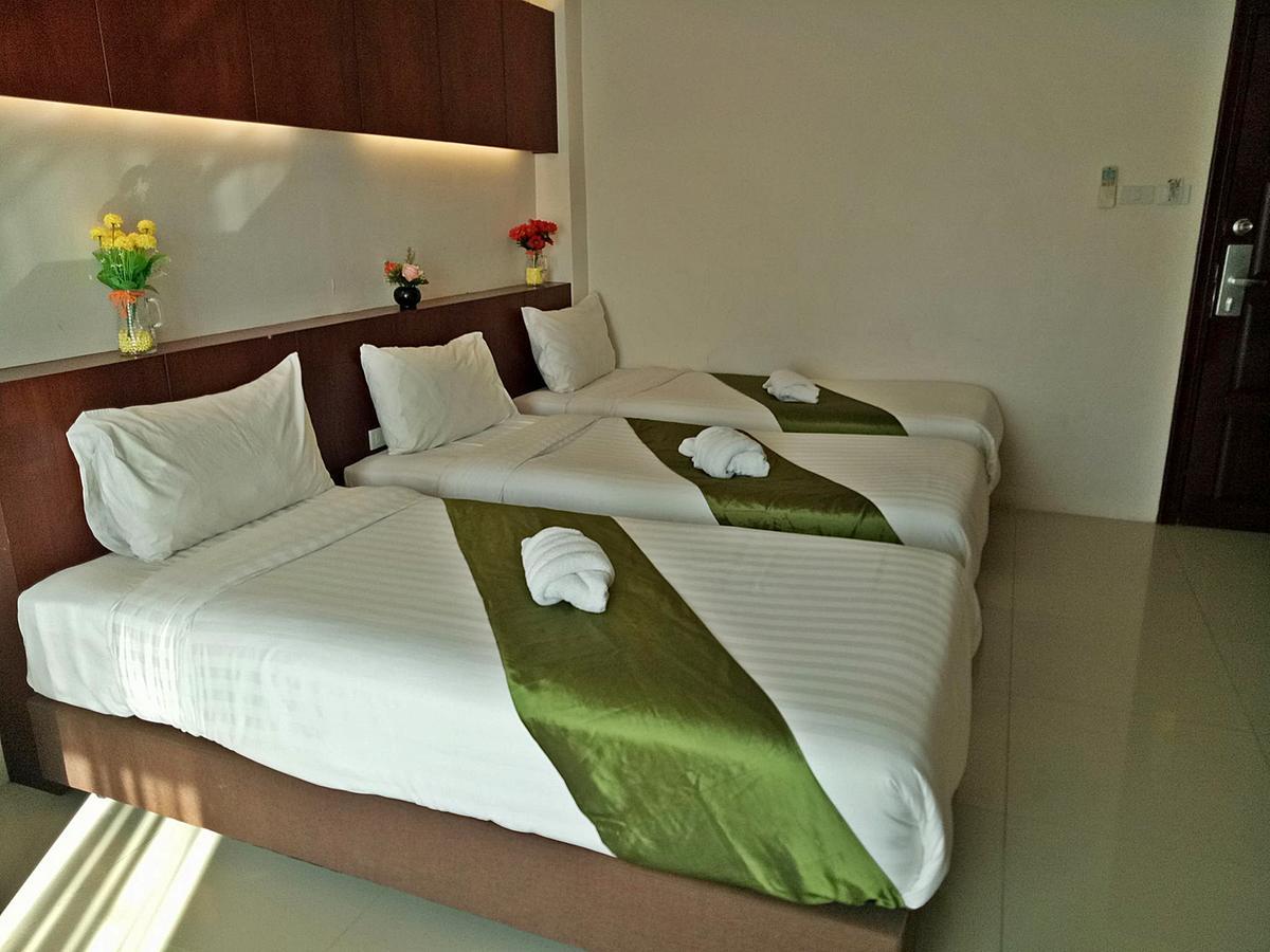 7 Sky Residency Hotel Patong Exterior photo